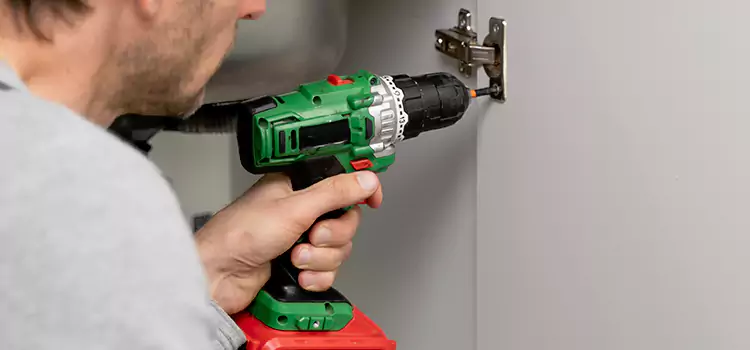 Commercial Door Hinge Repair Urbandale